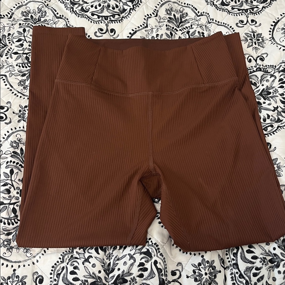 👖Girlfriend Collective Chocolate Ribbed Leggings